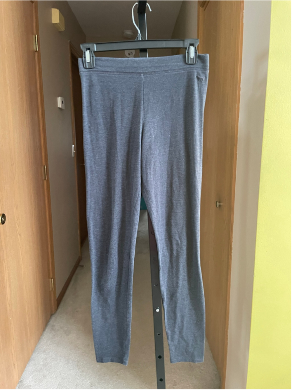 Women's Victoria's Secret PINK Leggings Size S Grey
